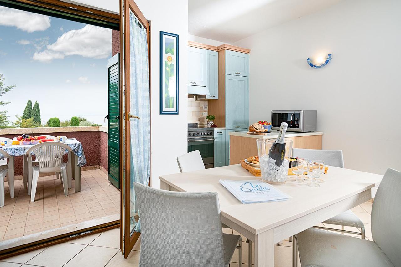 Apartments Blue View - Residence Casetto Bardolino - Regarda Travel Εξωτερικό φωτογραφία