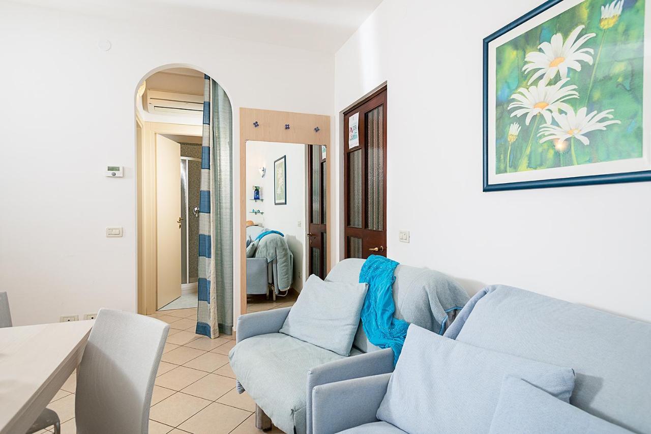 Apartments Blue View - Residence Casetto Bardolino - Regarda Travel Εξωτερικό φωτογραφία
