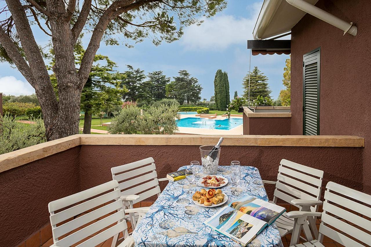 Apartments Blue View - Residence Casetto Bardolino - Regarda Travel Εξωτερικό φωτογραφία