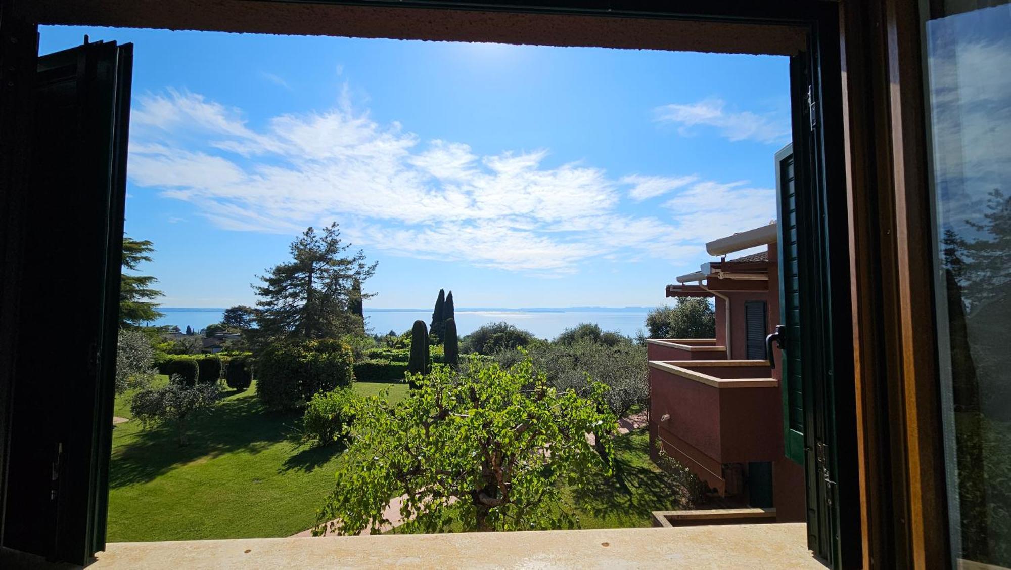 Apartments Blue View - Residence Casetto Bardolino - Regarda Travel Εξωτερικό φωτογραφία